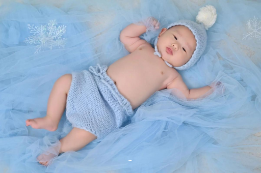 贵港二个月的宝宝